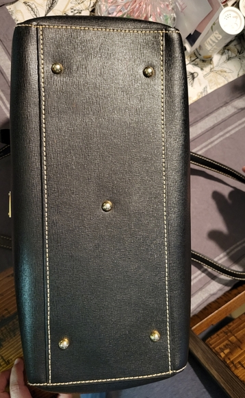 Dooney & Bourke leather handbag - Picture 5 of 16